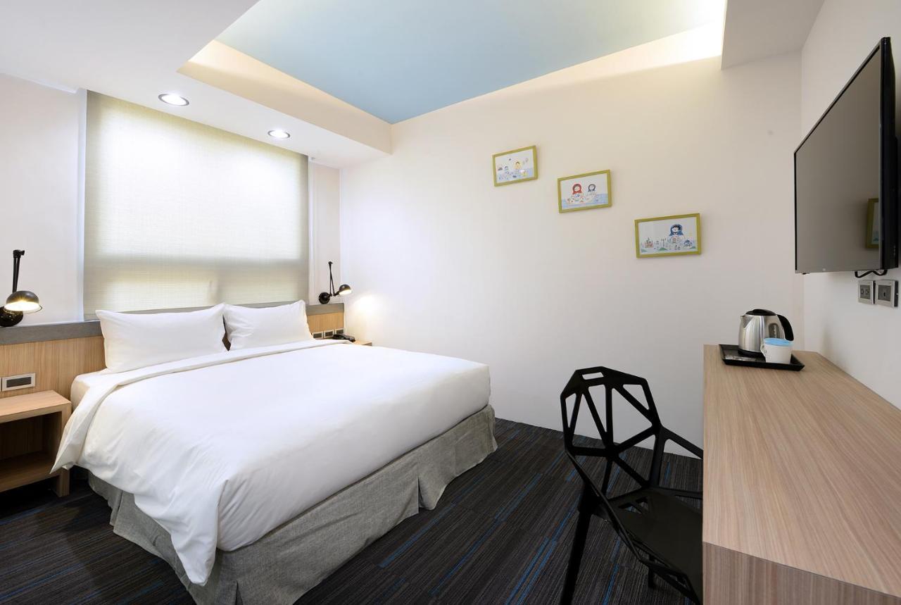 Hommie Inn Đài Trung Ngoại thất bức ảnh